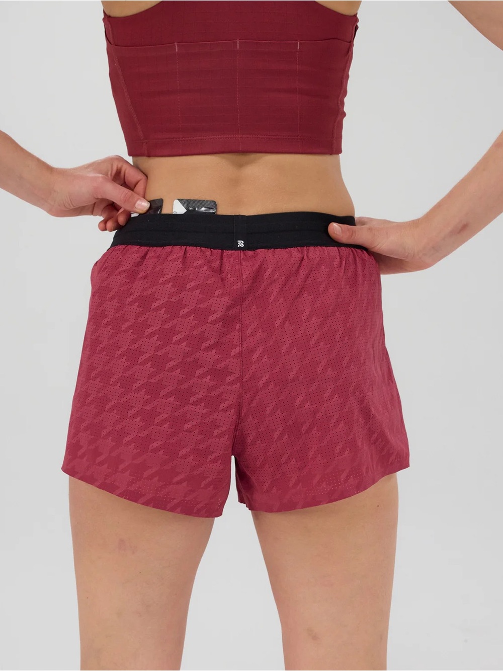 NWT! BANDIT WOMEN'S VENTO™ 3" SPLIT SHORT - BERRY - Picture 3 of 7